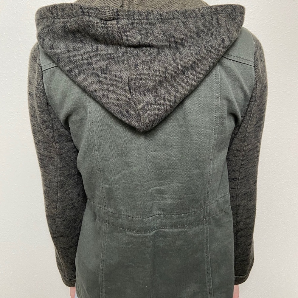 Utility Jacket - Picture 2 of 2